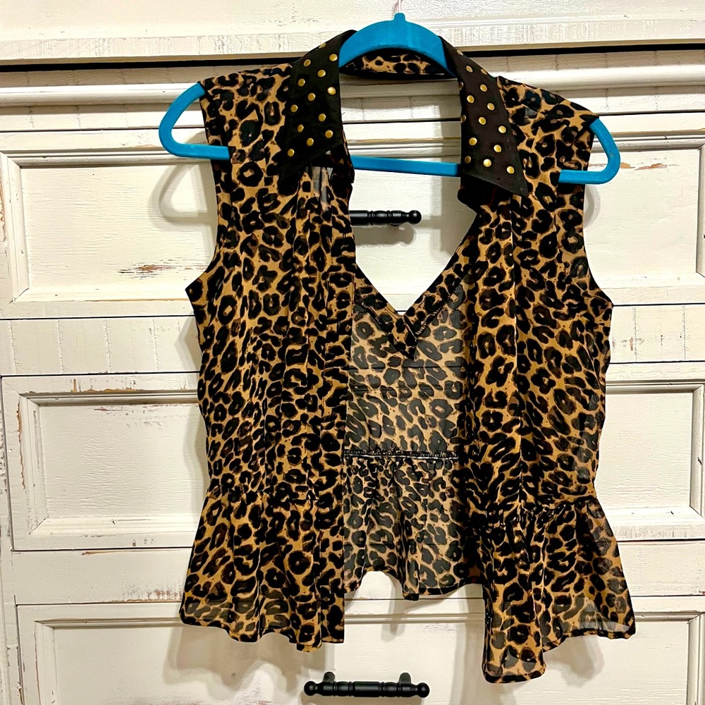 Material girl Leopard print dressy vest
